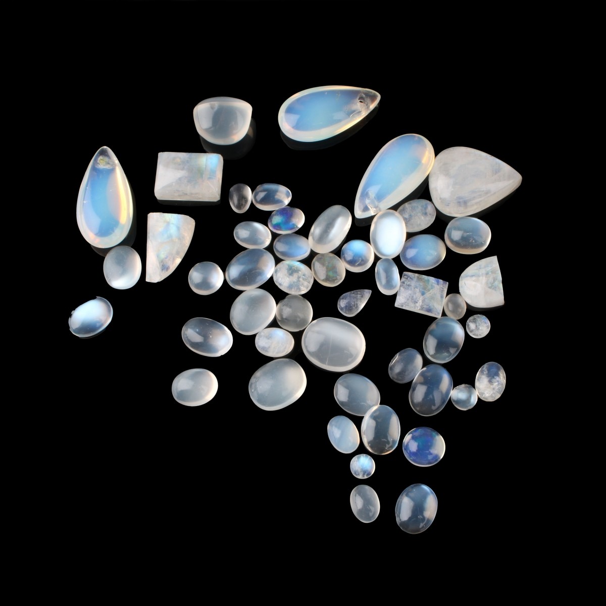 176.1CT TW Moonstones