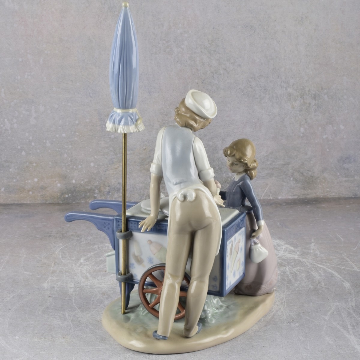 Lladro Spain "Ice Cream Vendor"