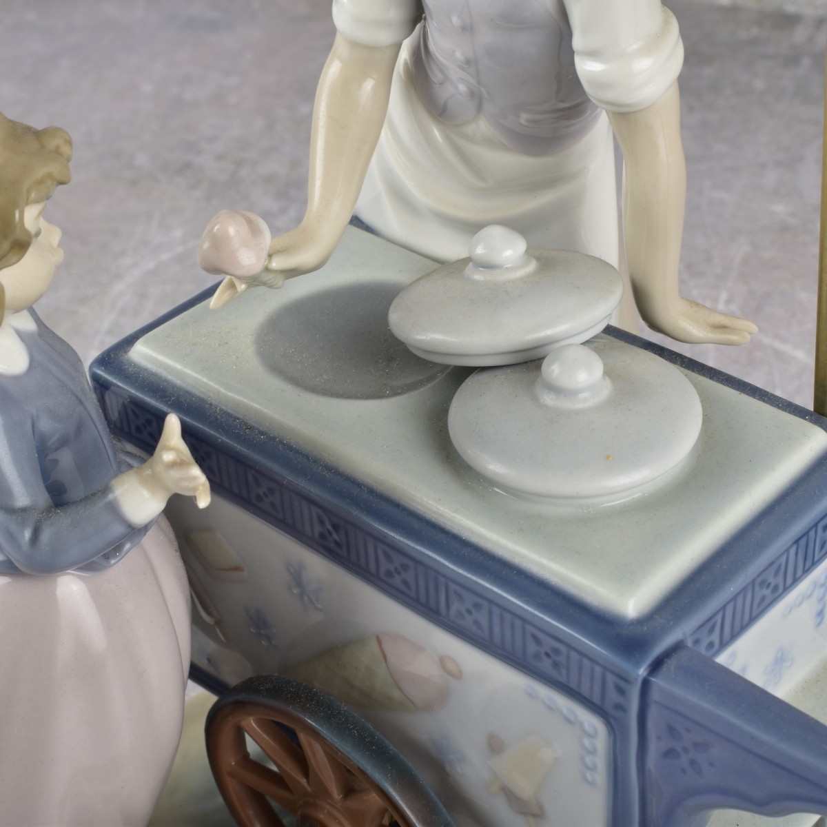 Lladro Spain "Ice Cream Vendor"