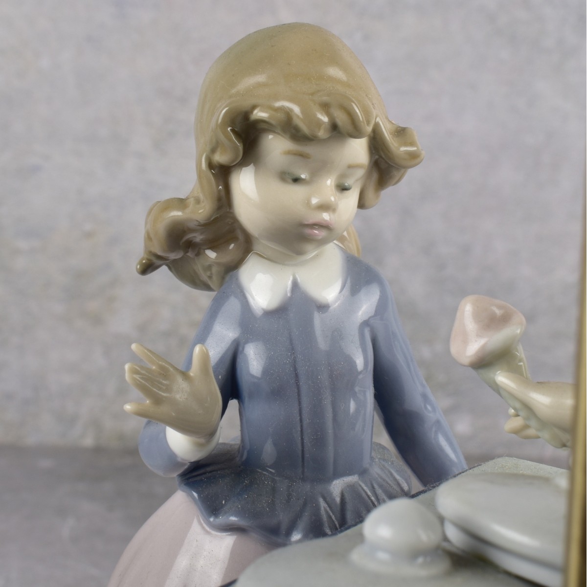 Lladro Spain "Ice Cream Vendor"