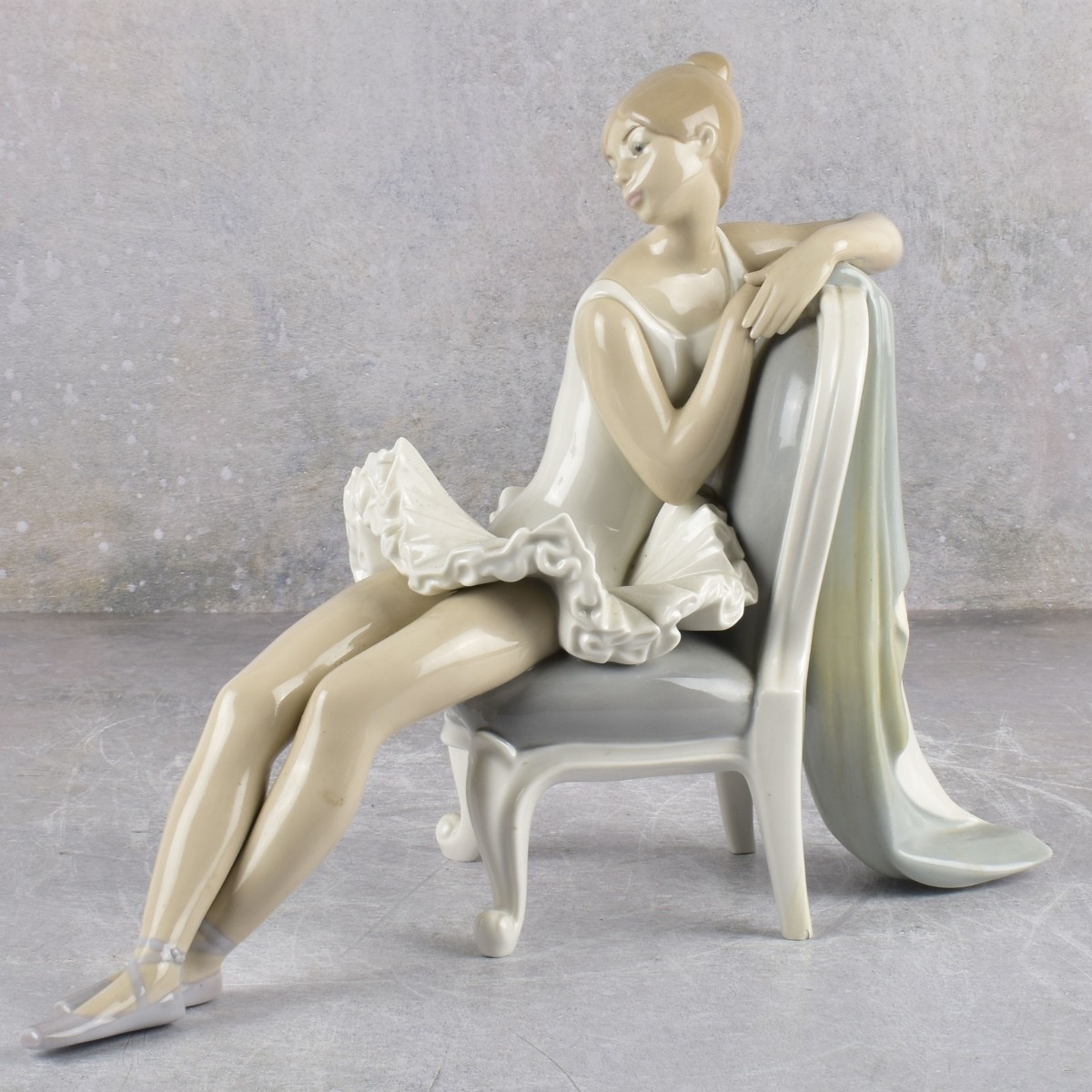 Lladro Spain "Classic Dance" Figurine