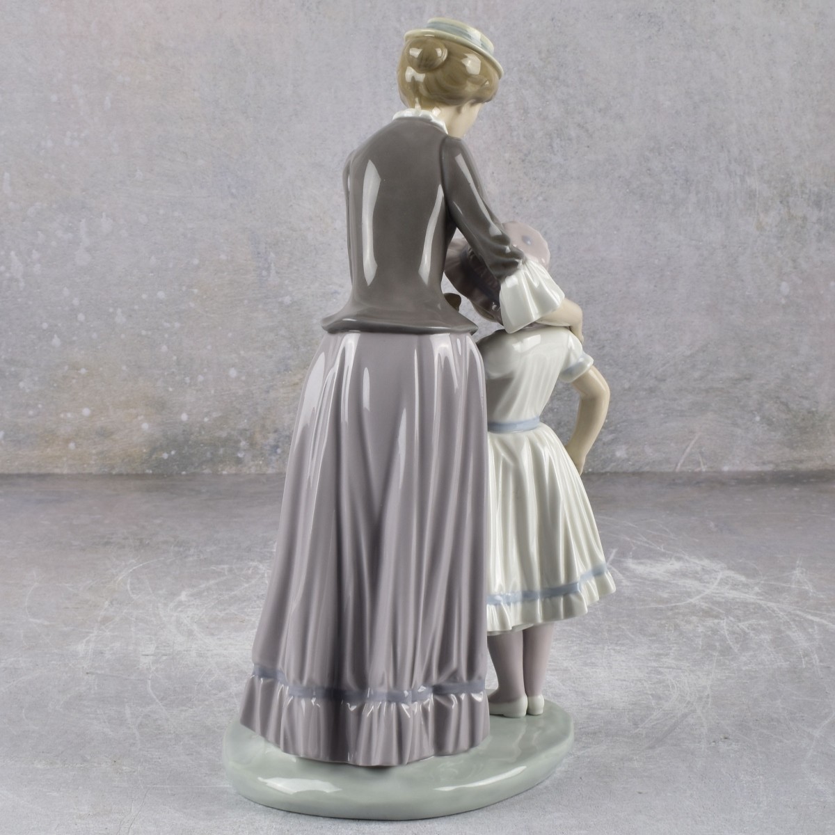 Lladro Spain "Solace" Figurine