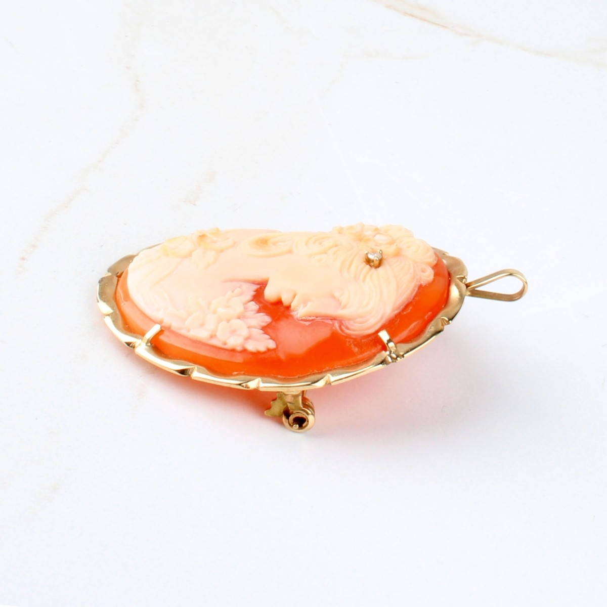 Shell and 14K Cameo Pendant / Brooch