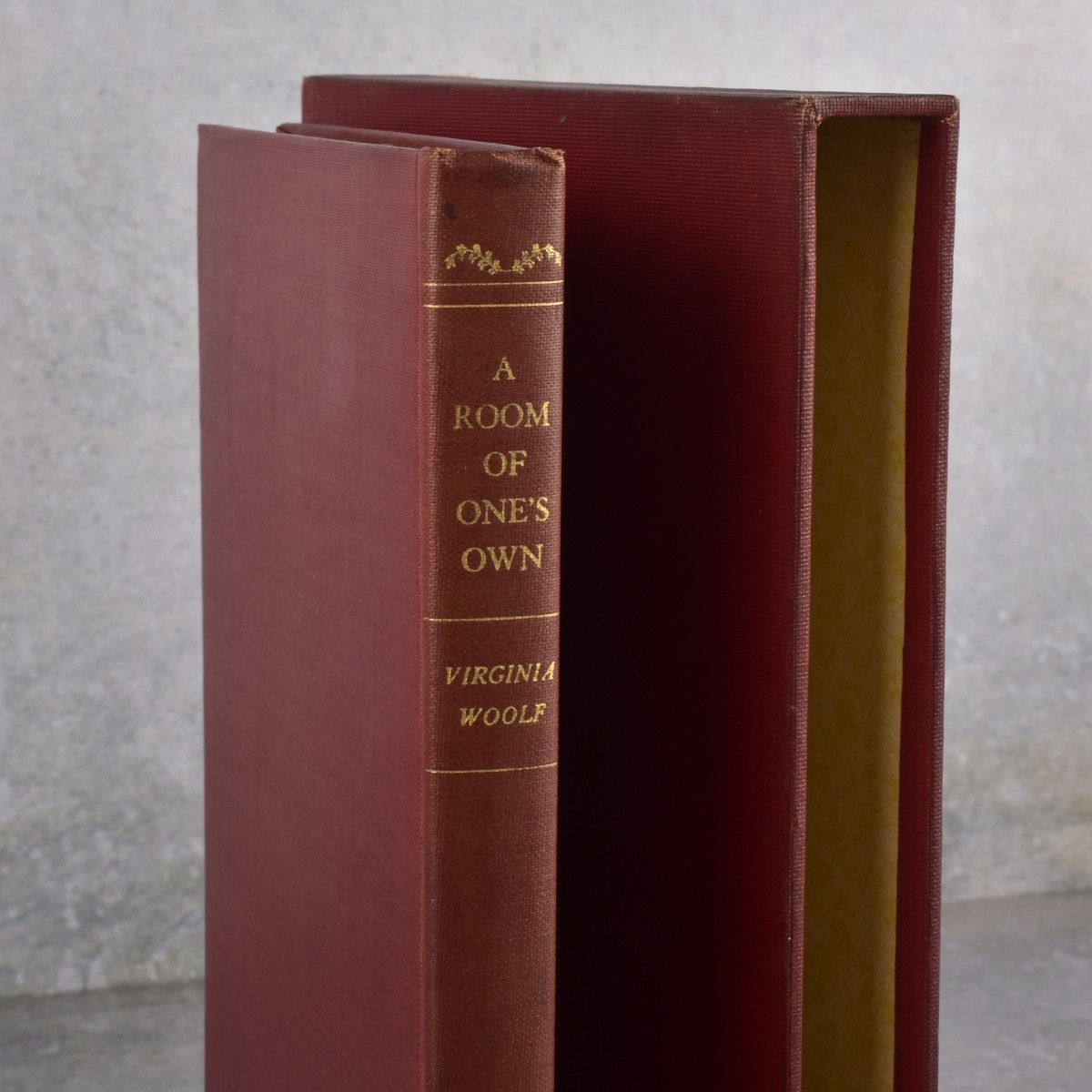 Virginia Woolf " A Room of One's Own"