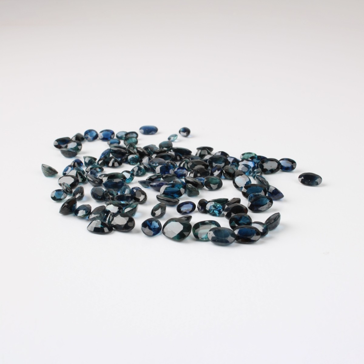 57.8CT TW Sapphires