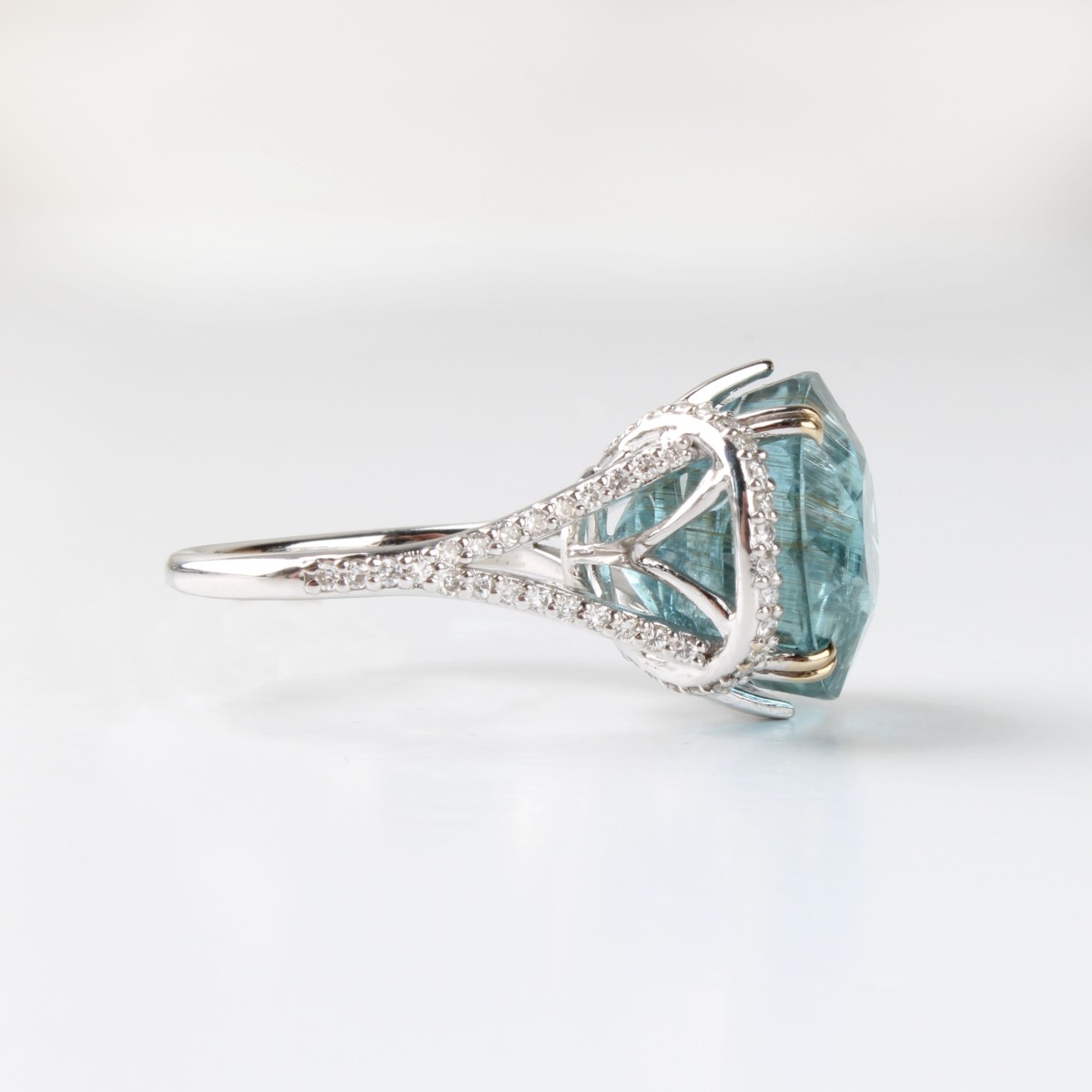 GIA Paraiba, Diamond and 18K Ring