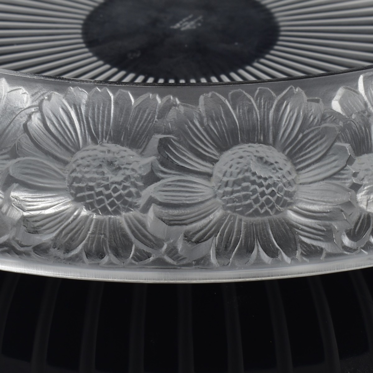 Lalique France "Marguerite" Bowl