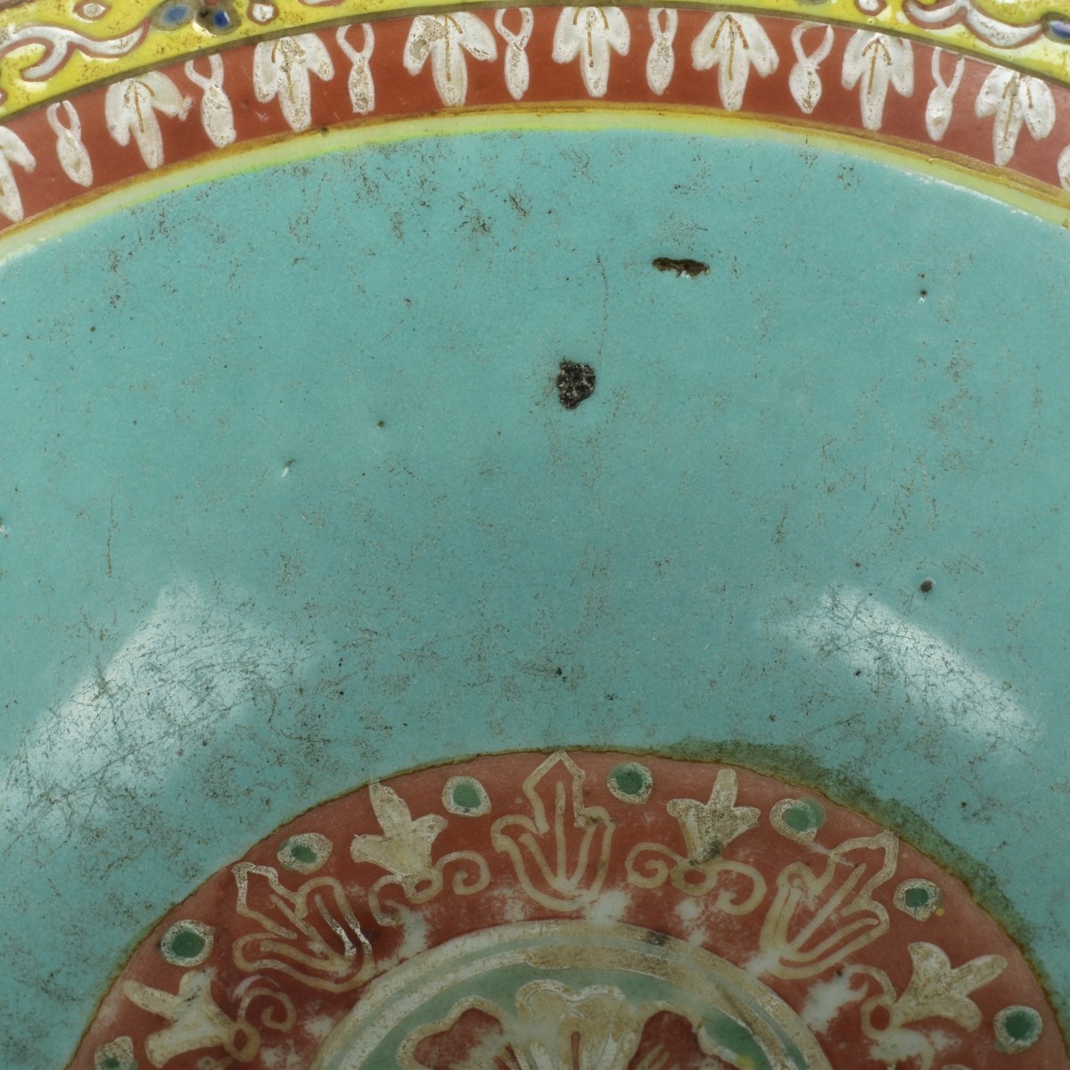 Chinese Bencharong Porcelain Bowl