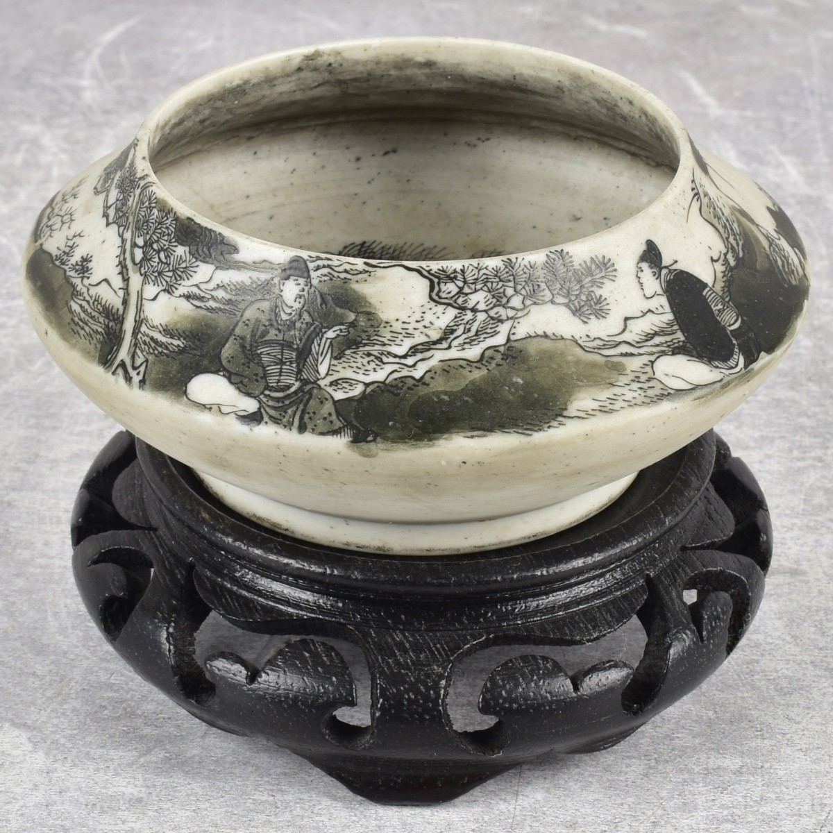 Antique Japanese Kutani Ware Chawan Bowl