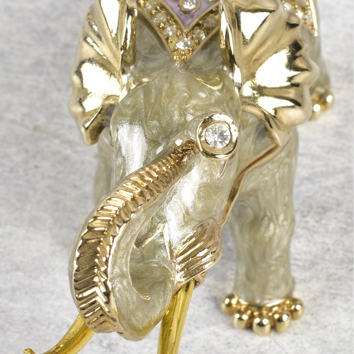 Jay Strongwater Elephant Figurines
