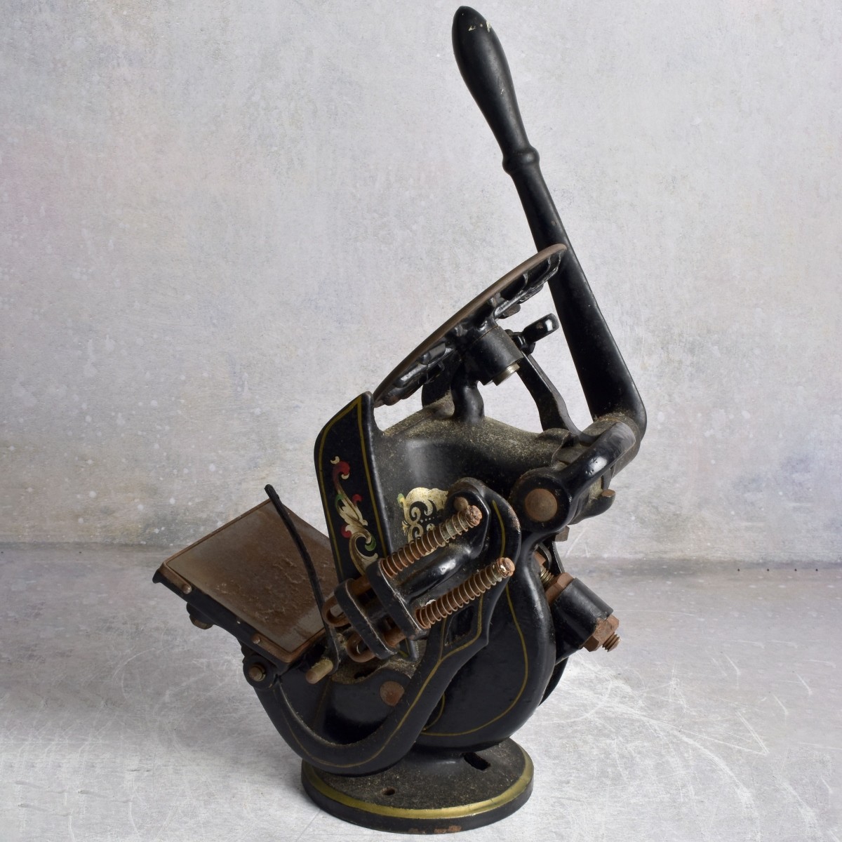 Antique Cast Iron Small Scale Letterpress