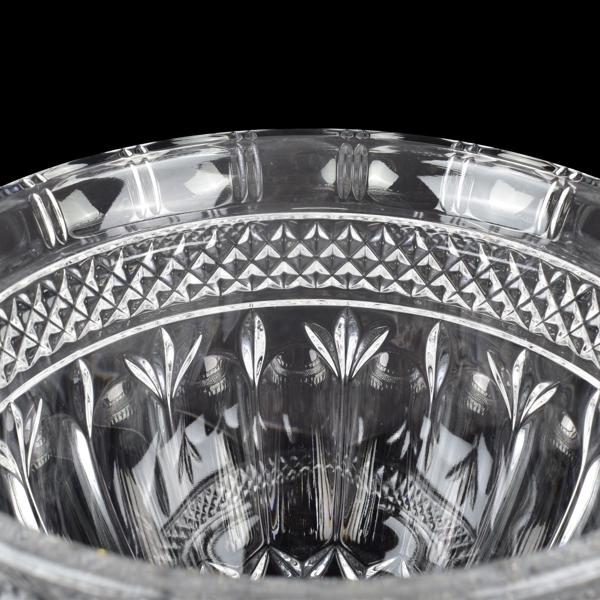 Vintage "Shannon" by Godinger Brandon Crystal Urn