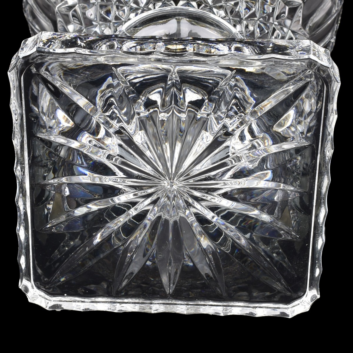 Vintage "Shannon" by Godinger Brandon Crystal Urn