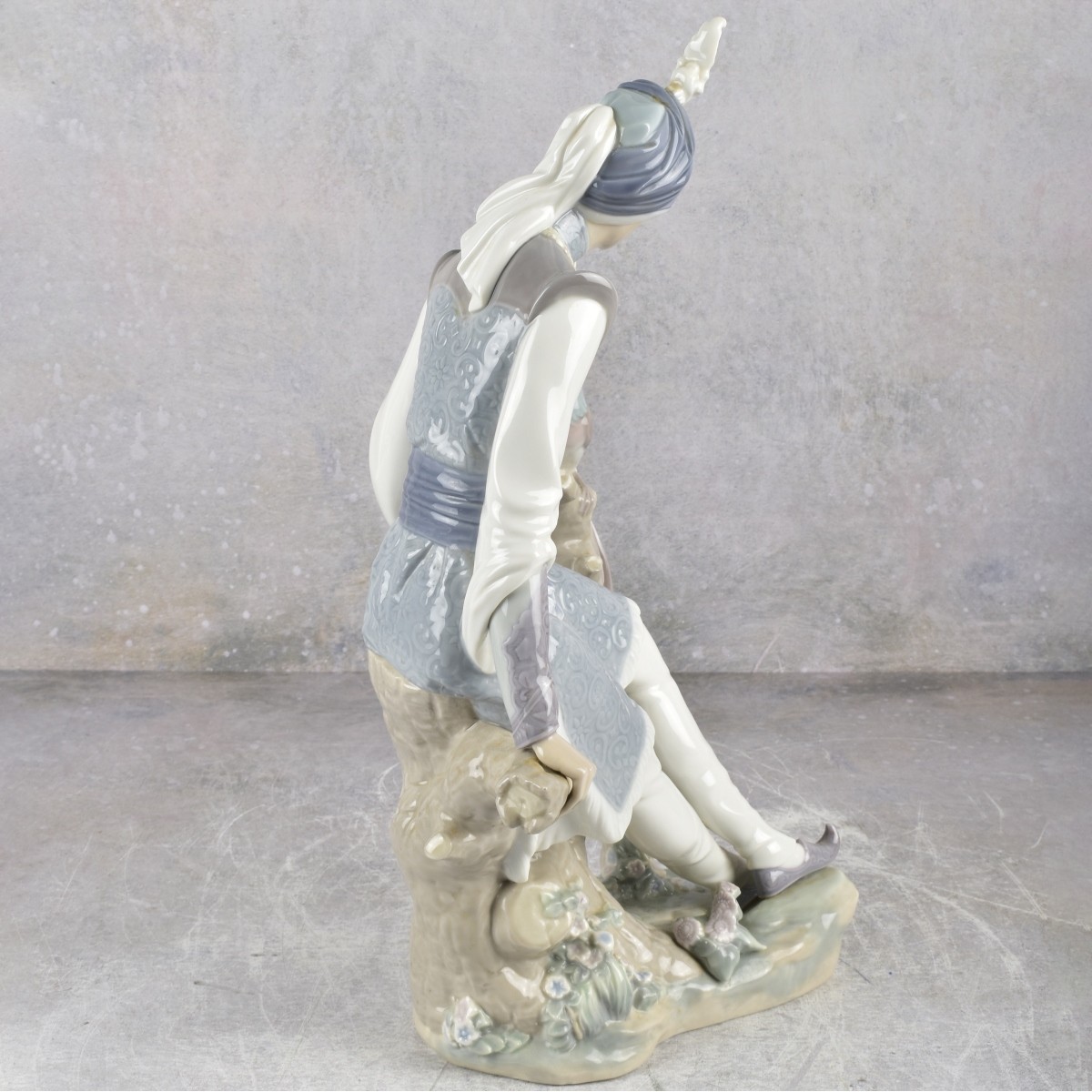 Lladro Spain Gloss Porcelain Sculpture