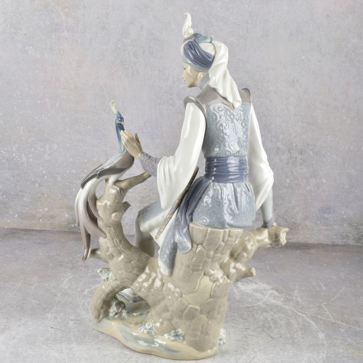 Lladro Spain Gloss Porcelain Sculpture