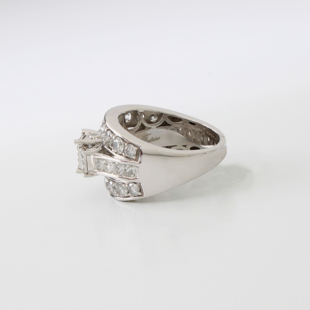 Diamond and 14K Ring