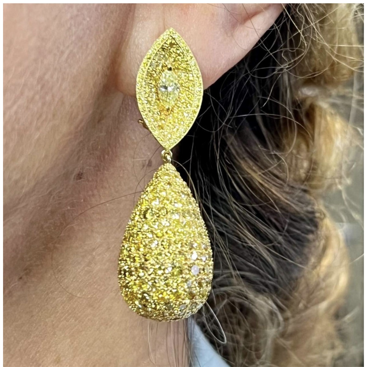 Diamond and 18K Earrings