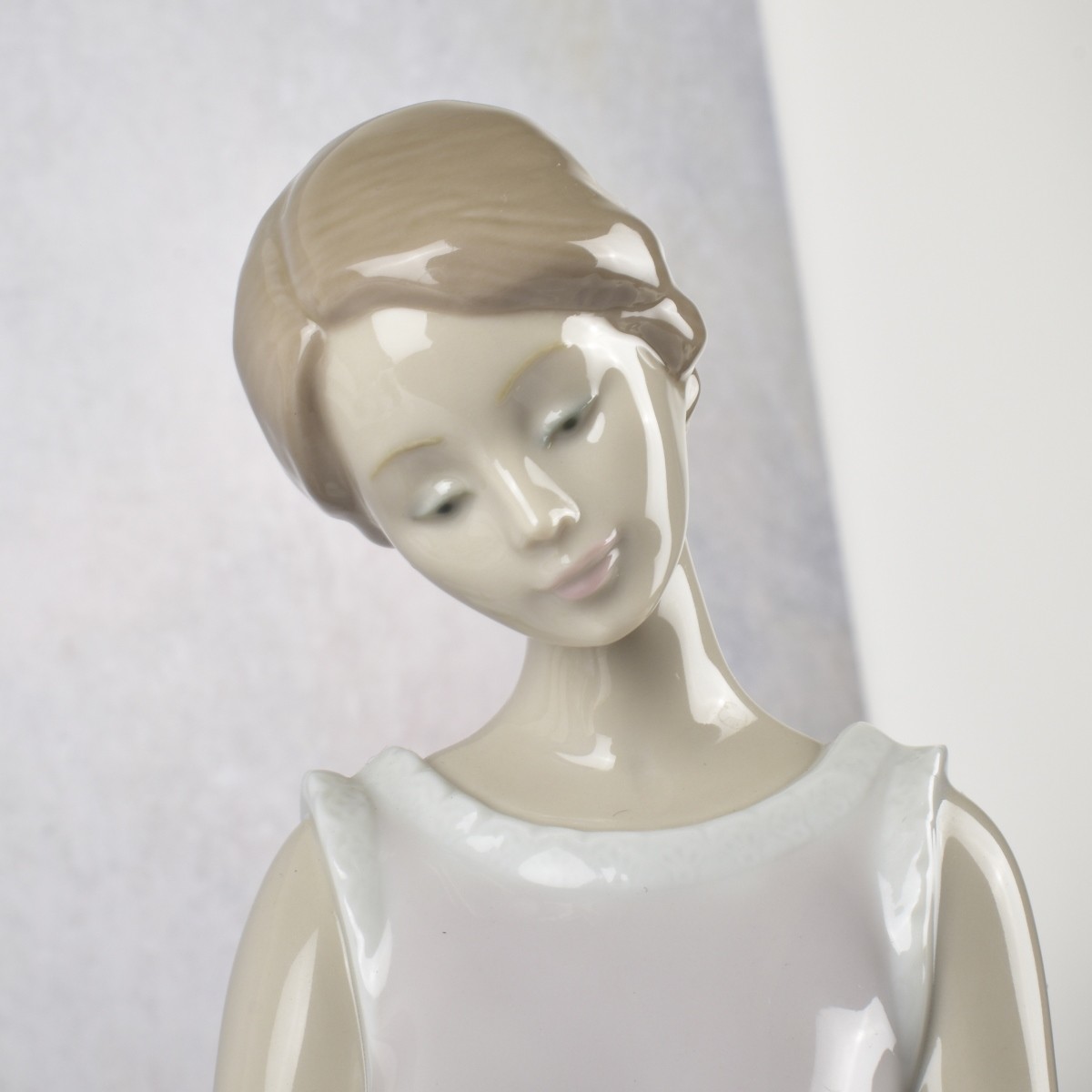 Lladro Spain "Someone To Look Up To"