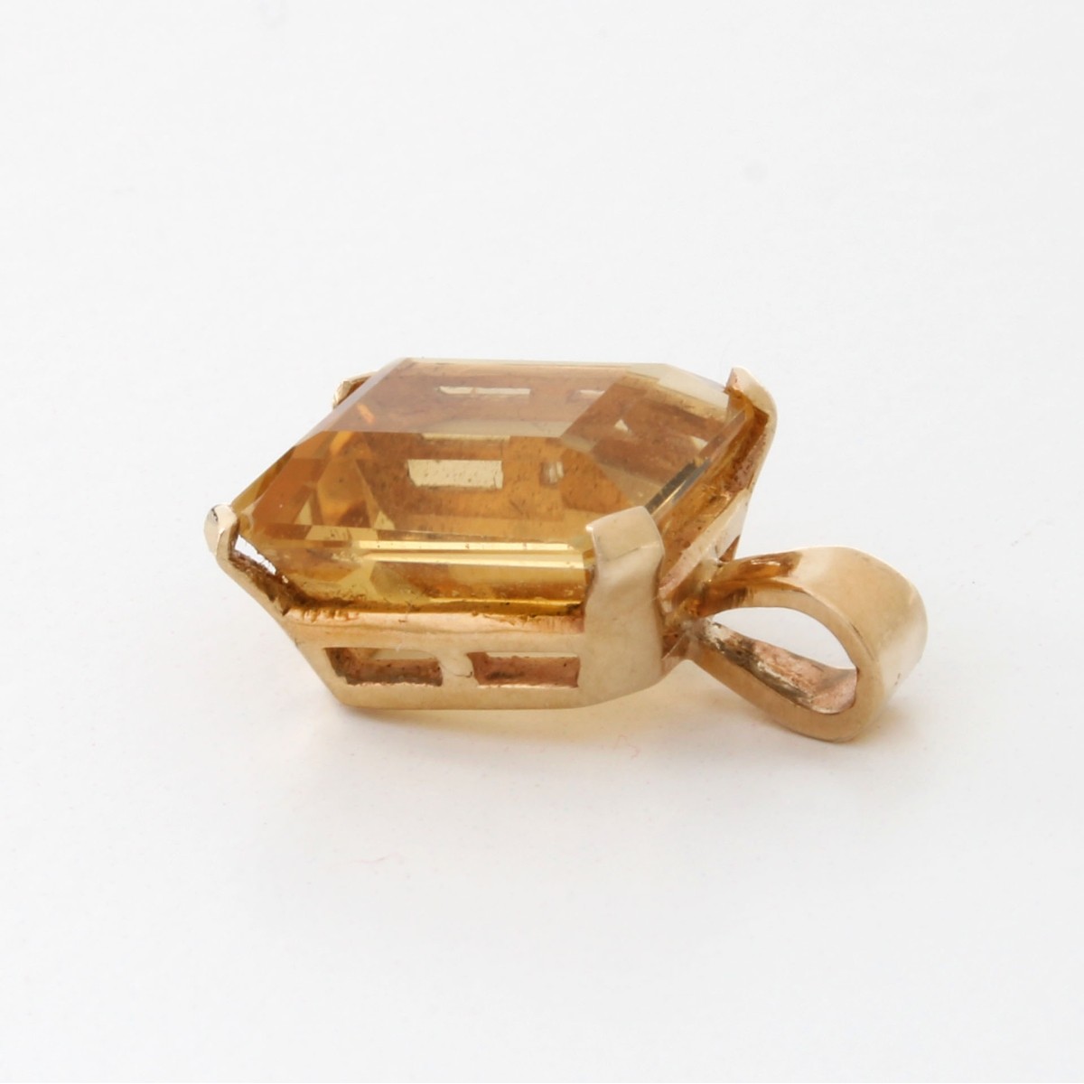 Citrine and 14K Pendant
