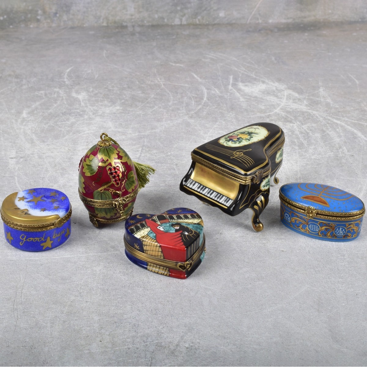 Assorted Limoges Porcelain Pill Boxes