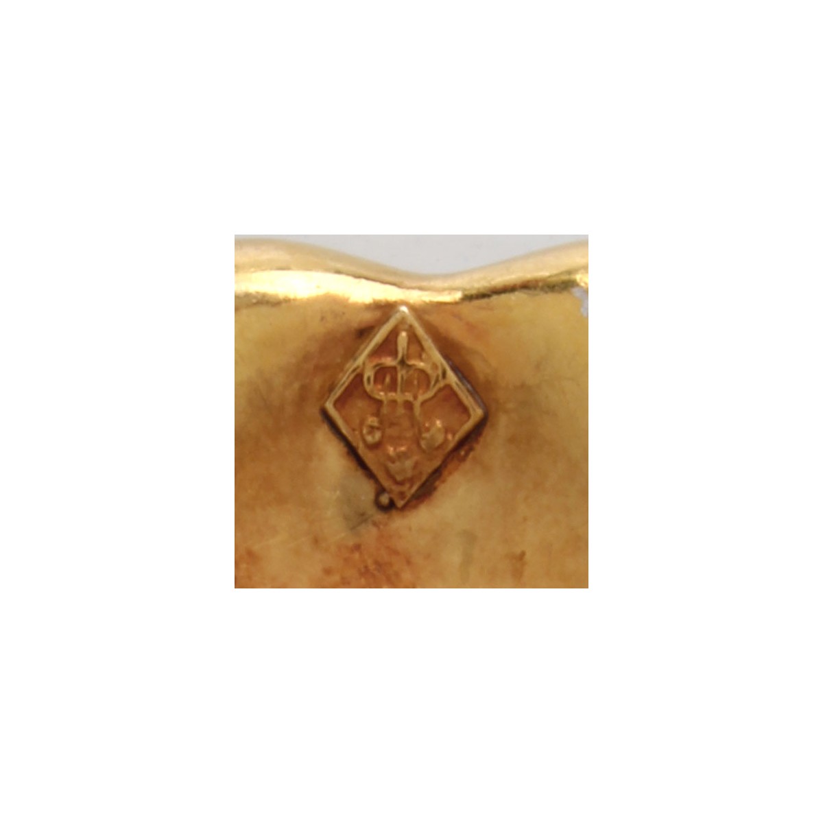 18K Flower Pin with Fly