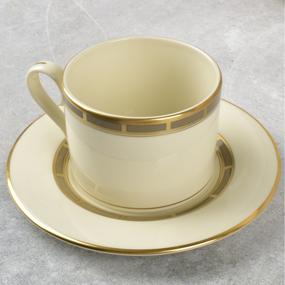 Lenox Porcelain Dinner Service