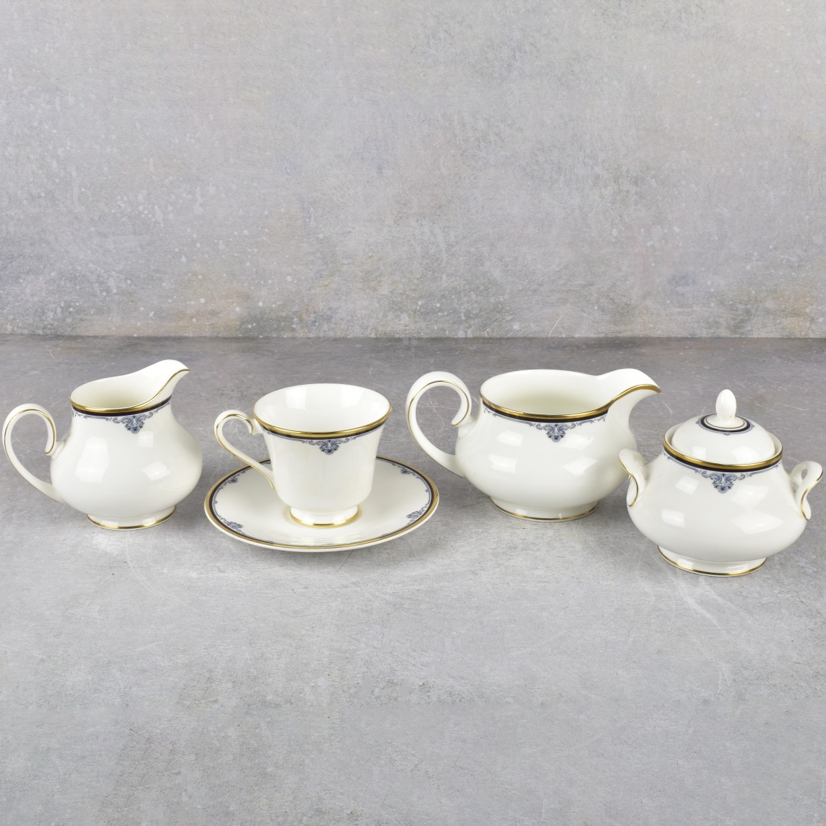 Royal Doulton Dinner Service