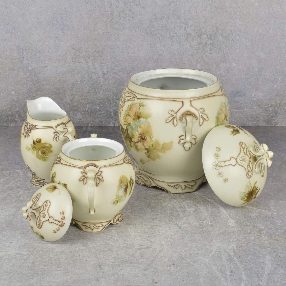 Hermann Ohme Silesia Porcelain