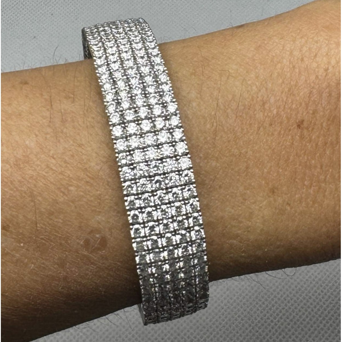 Diamond and 18K Cuff Bangle