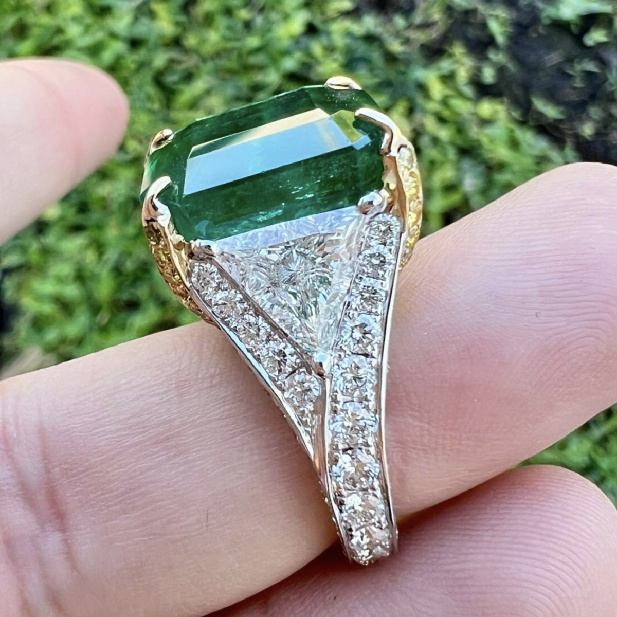 GIA Emerald, Diamond and 18K Ring