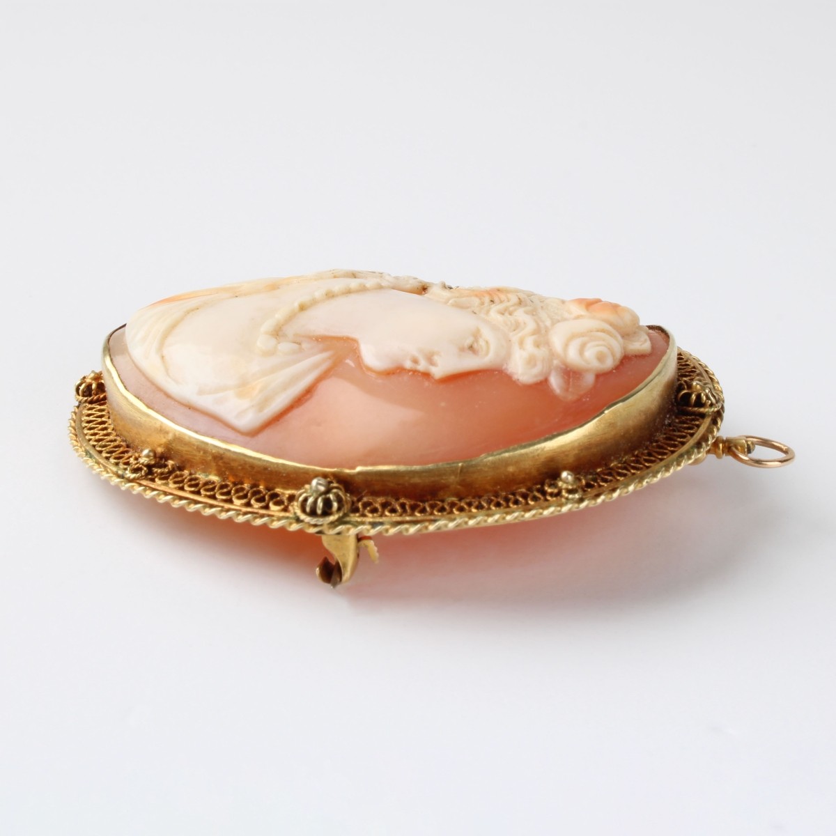 Shell Cameo and 14K Pendant Brooch