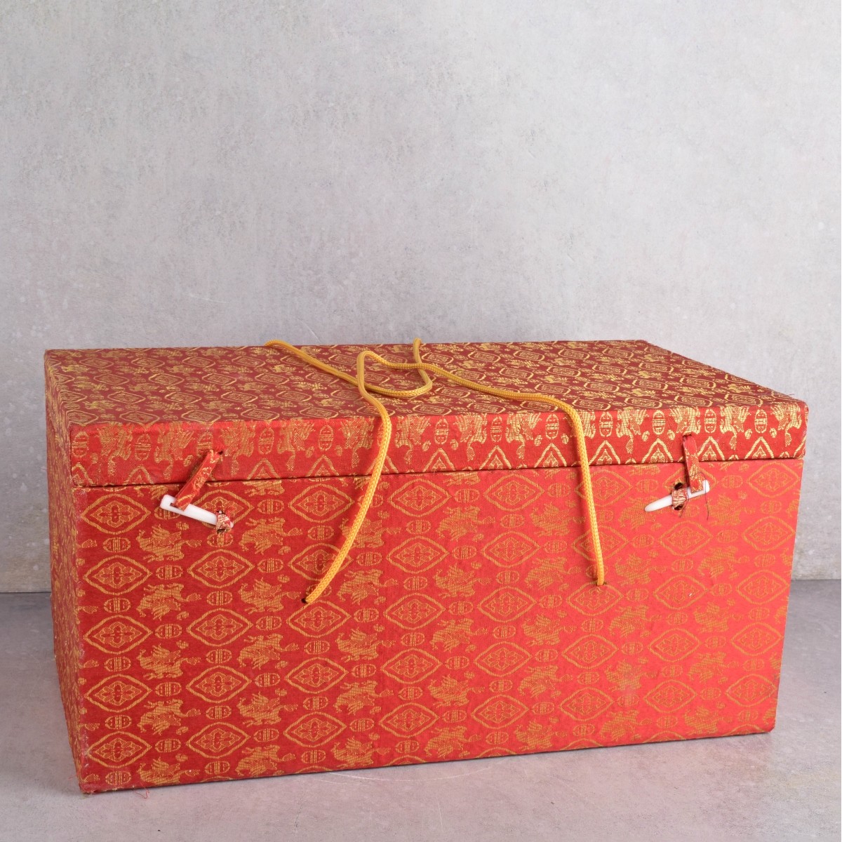 Chinese Dehua Porcelain Figurine