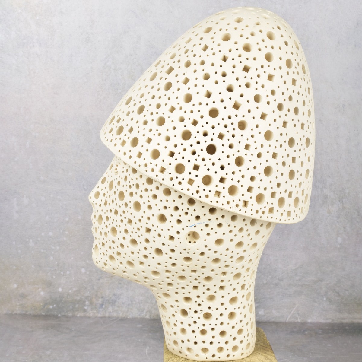 Alexander Ney, American-Russian (born 1939)