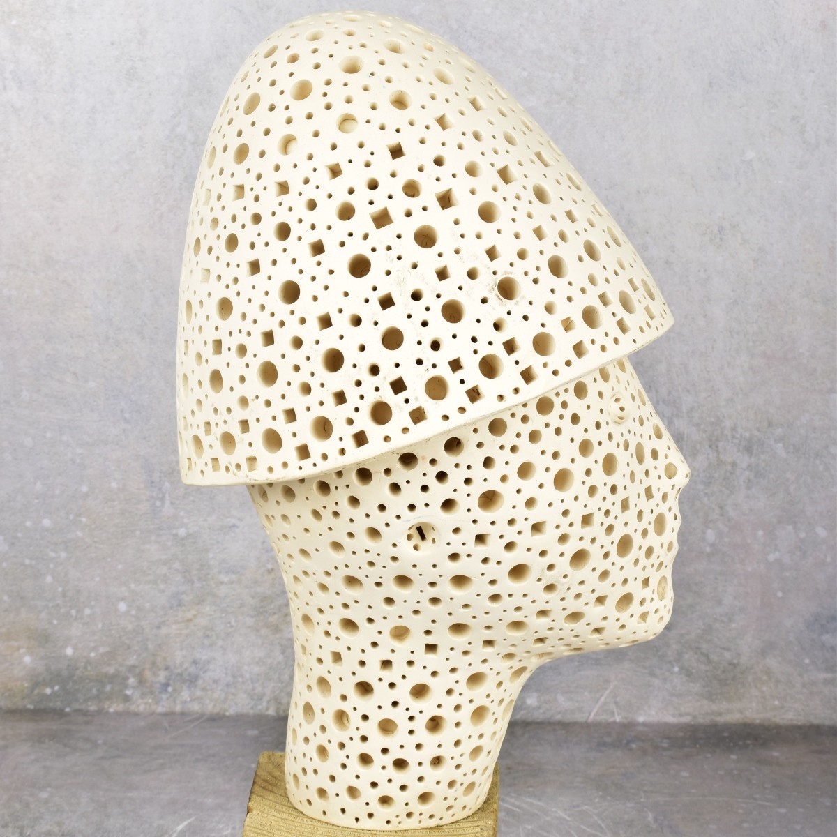 Alexander Ney, American-Russian (born 1939)