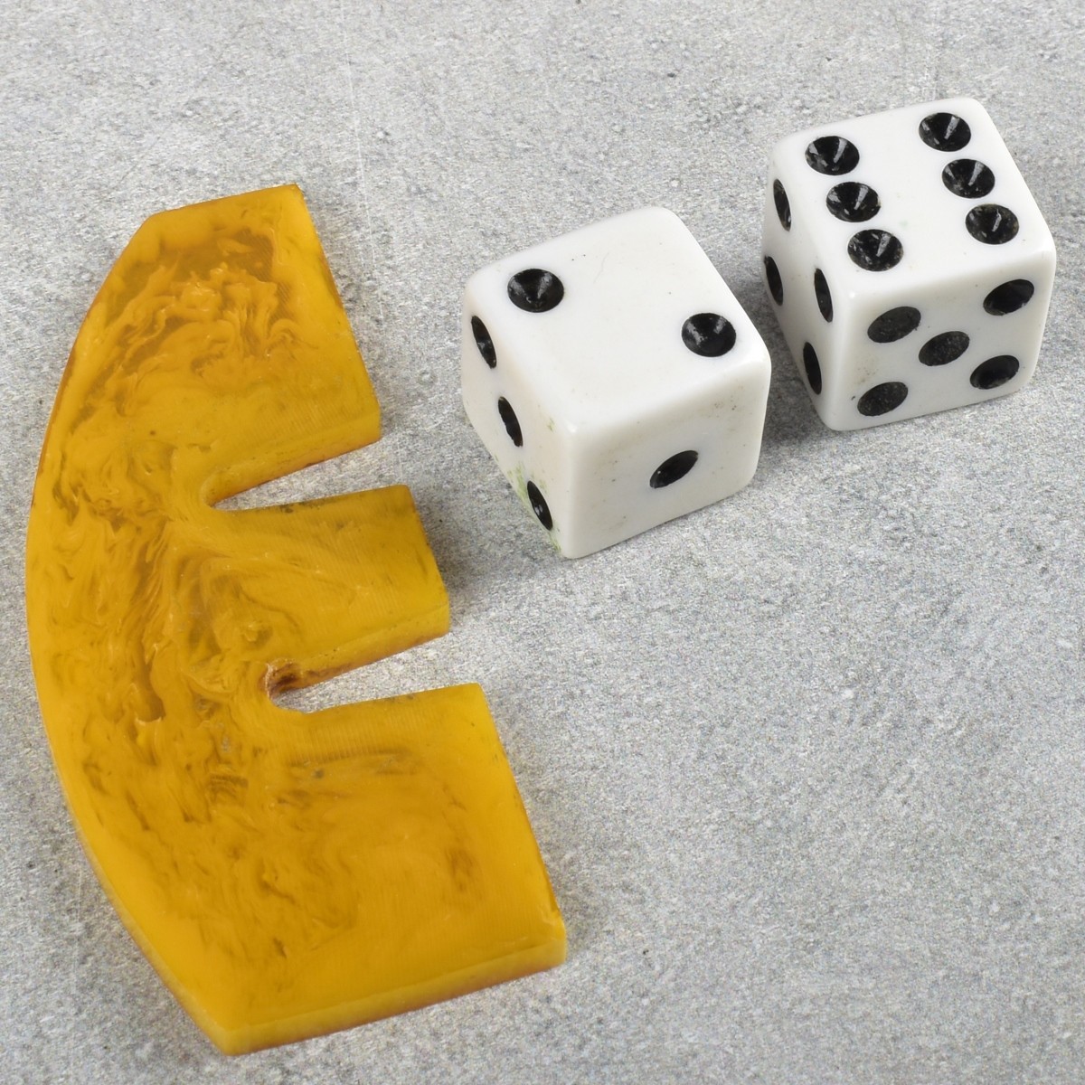 Vintage Chinese Mahjong Set