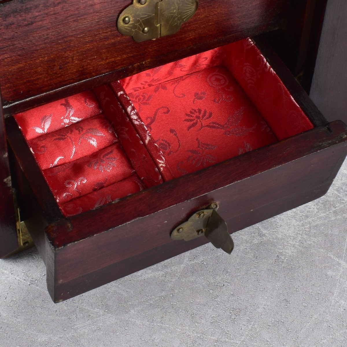 Vintage Chinese Jewelry Chest