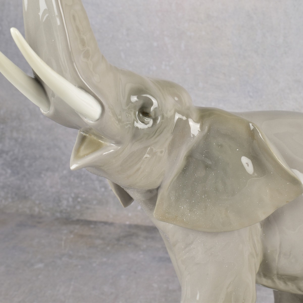 Lladro "Elephants Walking" Sculpture