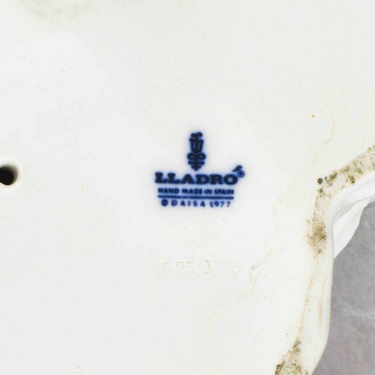 Lladro "Elephants Walking" Sculpture