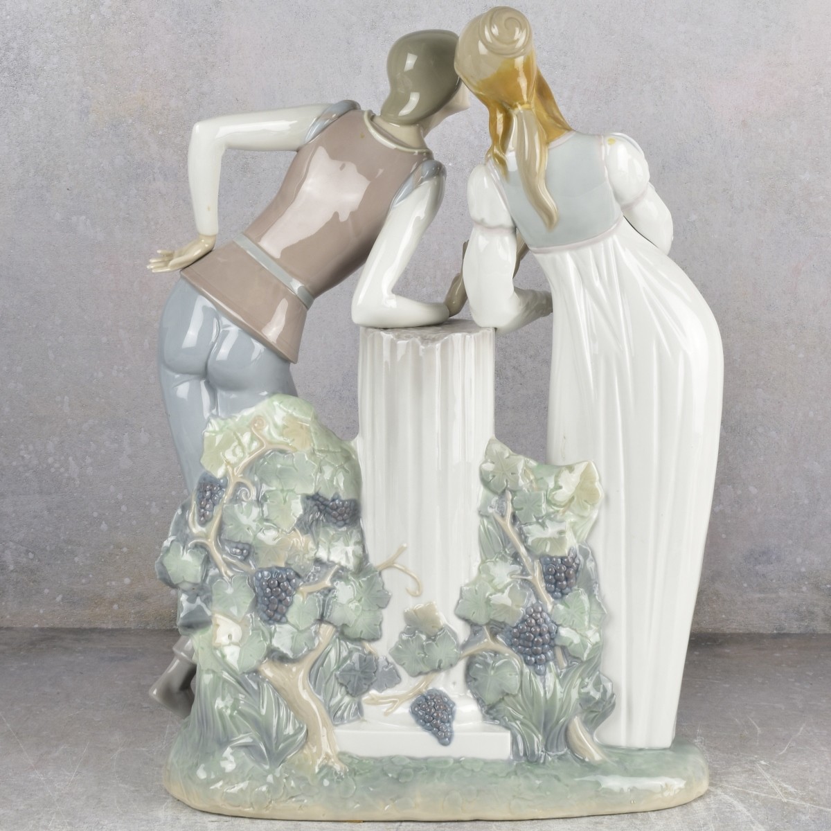 Lladro "Romeo and Juliet" Sculpture