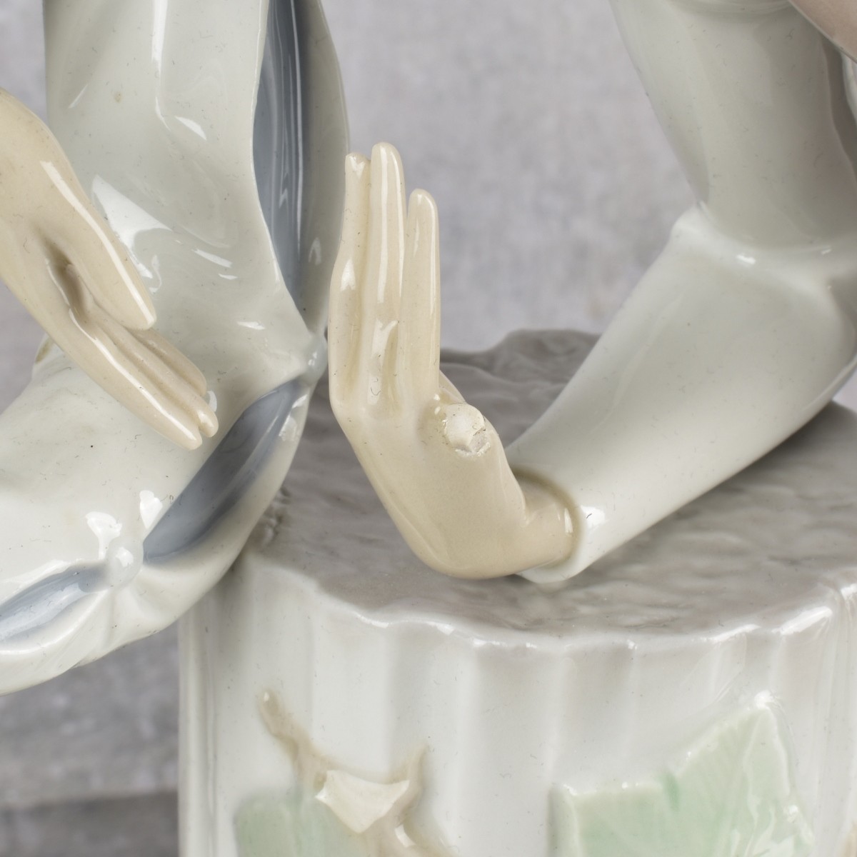 Lladro "Romeo and Juliet" Sculpture