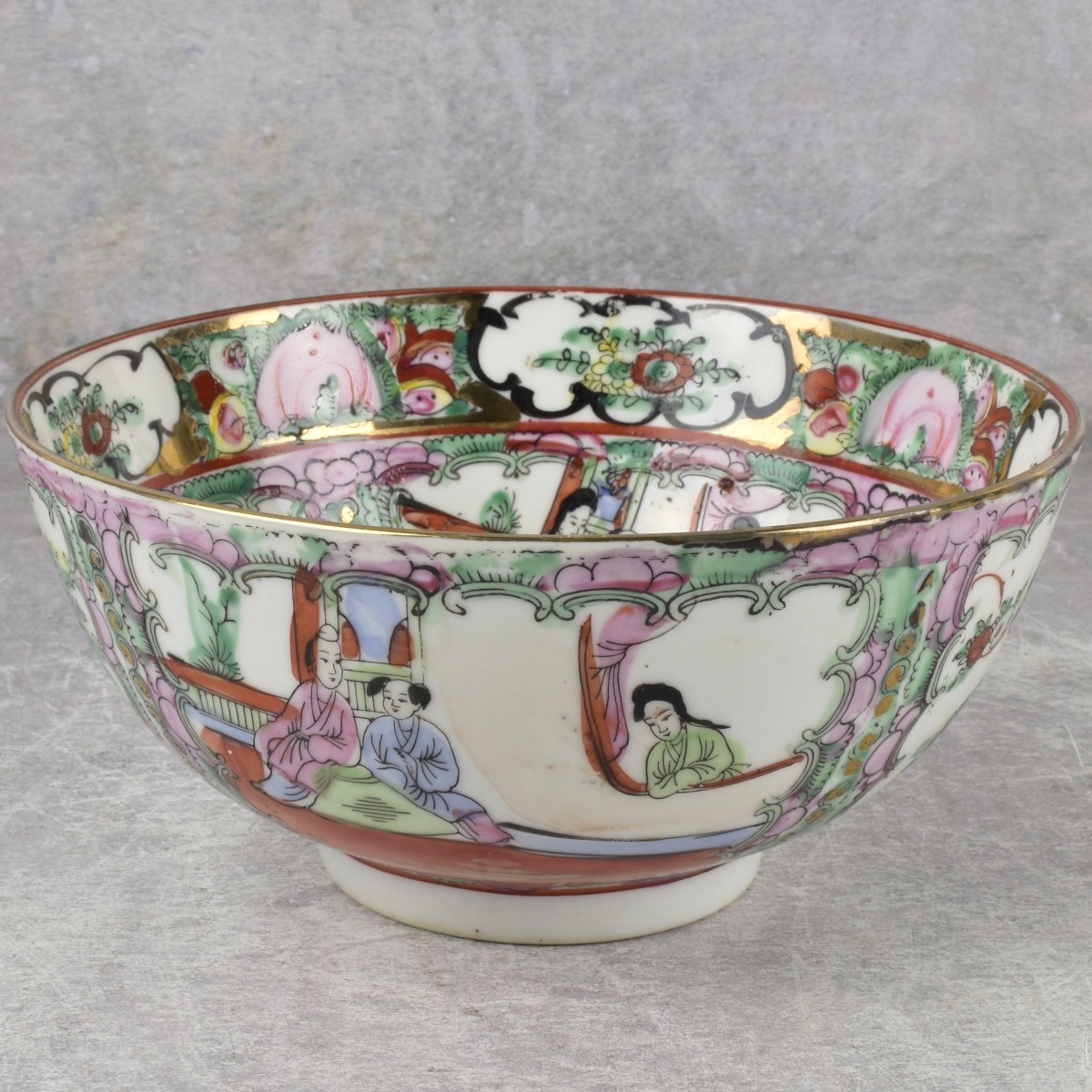 Chinese Famille Rose Medallion Bowl
