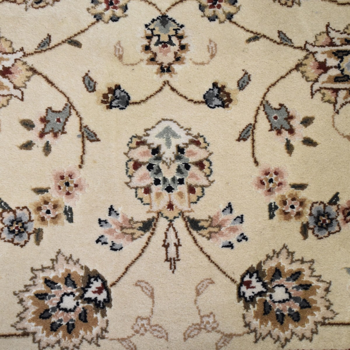 Wool Rug with Fringe Ends