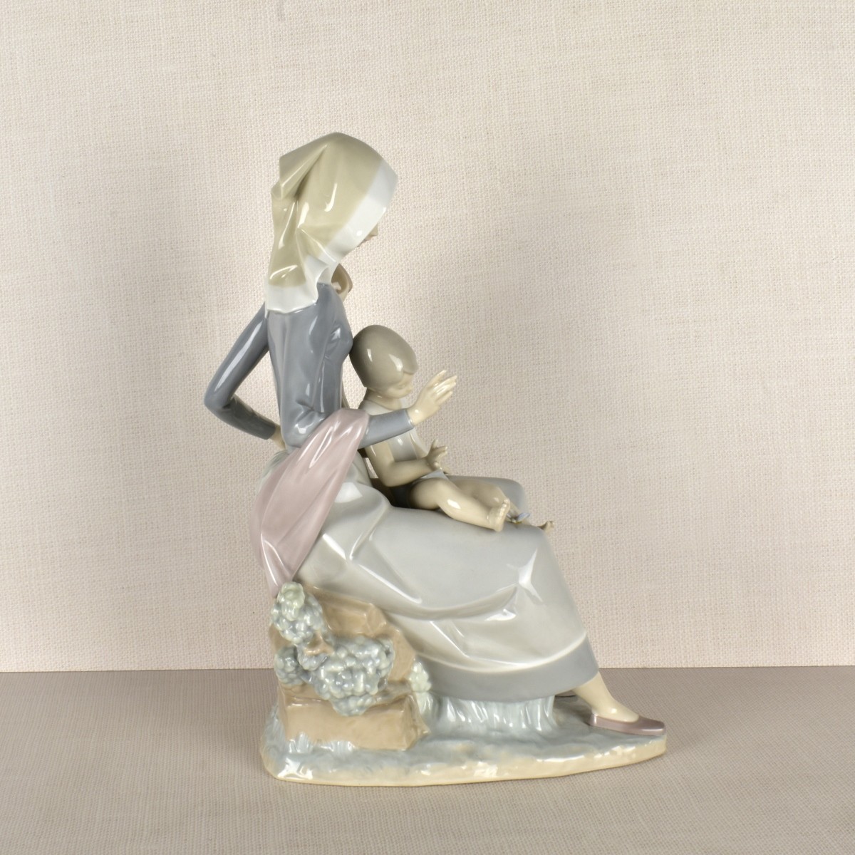Lladro Figurine of a Mother and Children