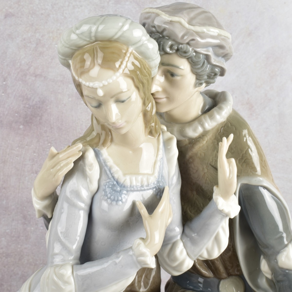 Lladro "Lovers From Verona" Sculpture