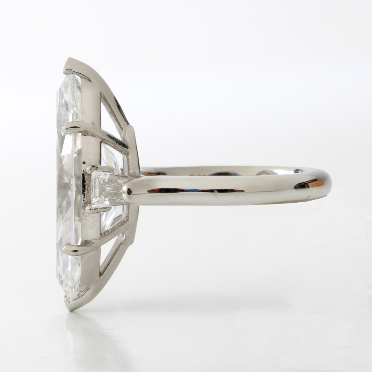 GIA 9.06ct Diamond and Platinum Ring