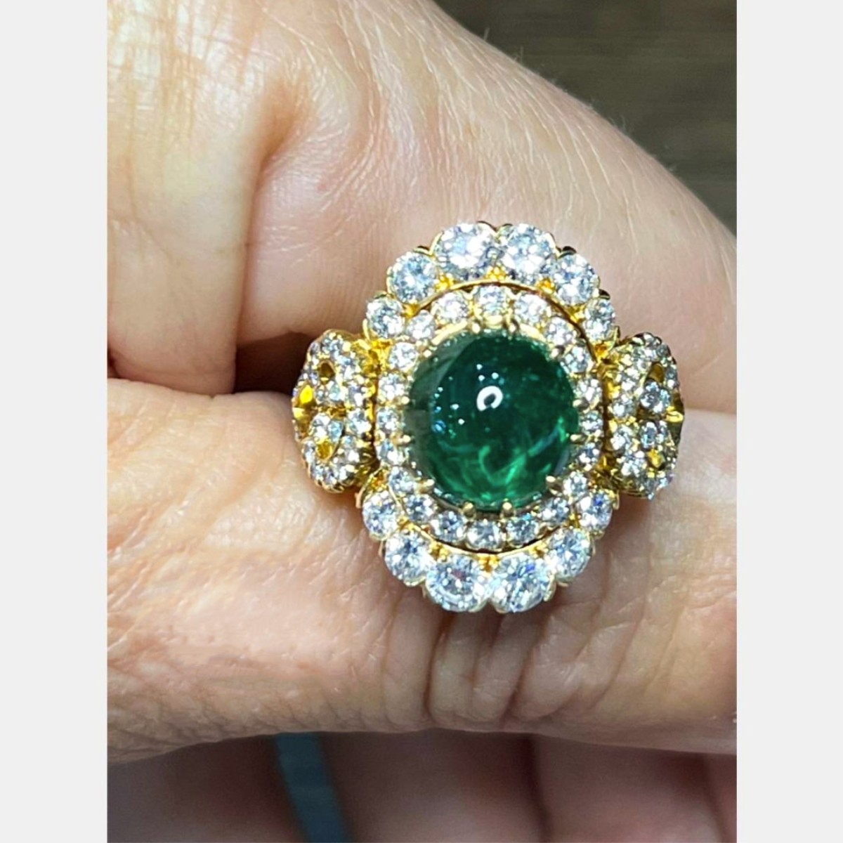 Emerald, Diamond and 18K Ring