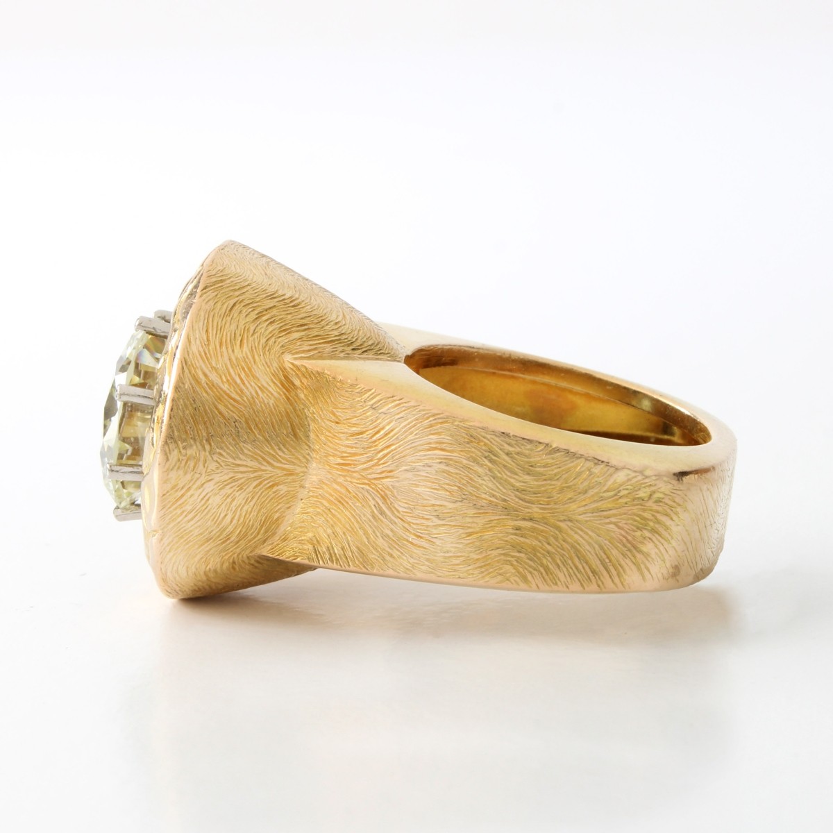 5.15ct Diamond and 18K Ring