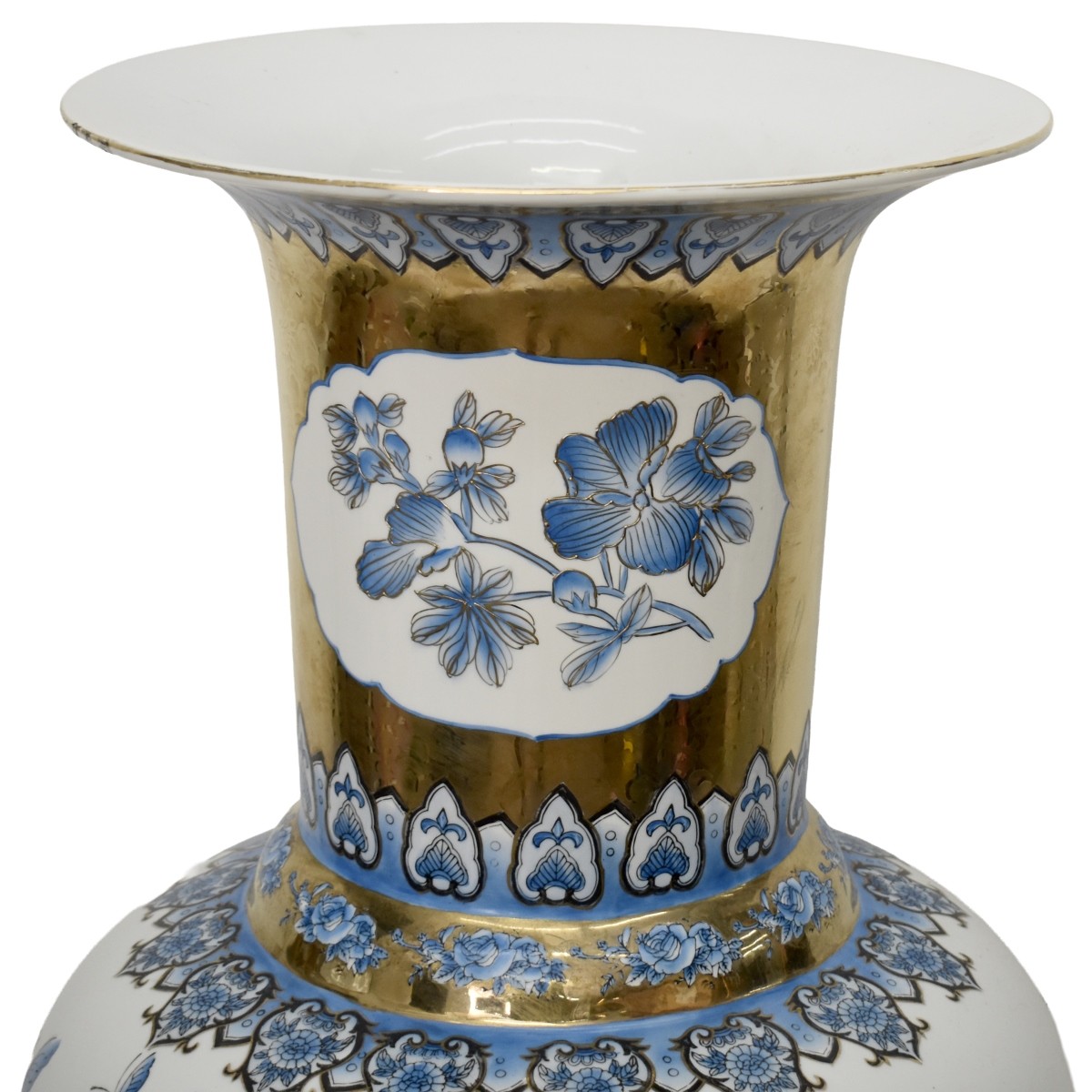 Chinese Porcelain Palatial Urn