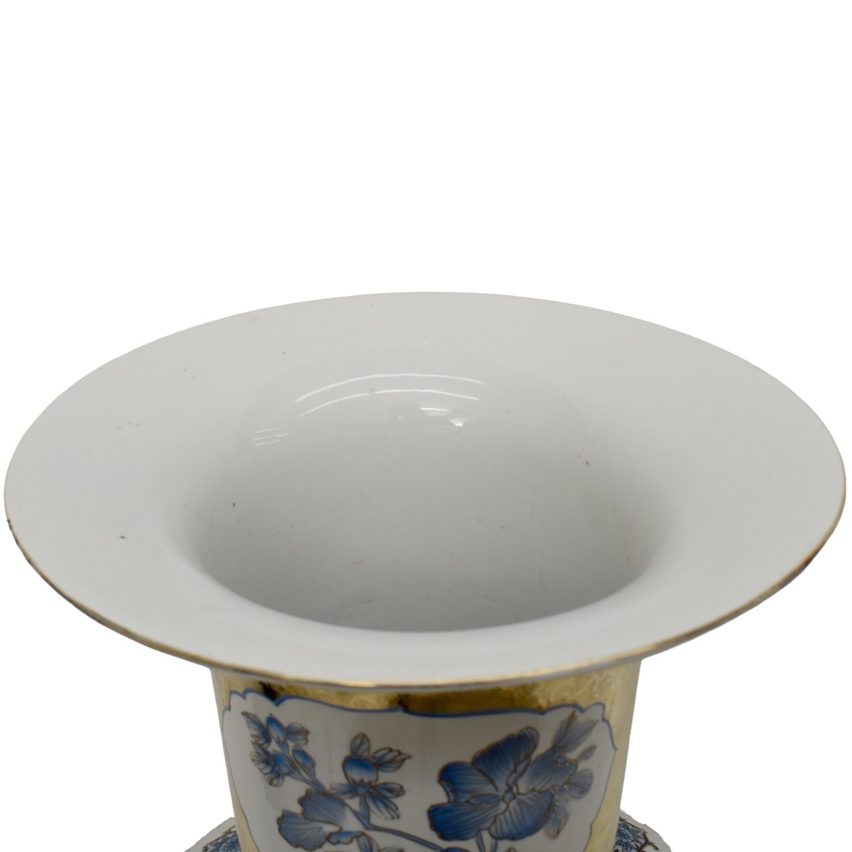 Chinese Porcelain Palatial Urn