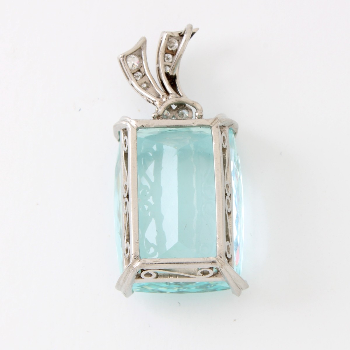 Aquamarine, Diamond and Platinum Pendant